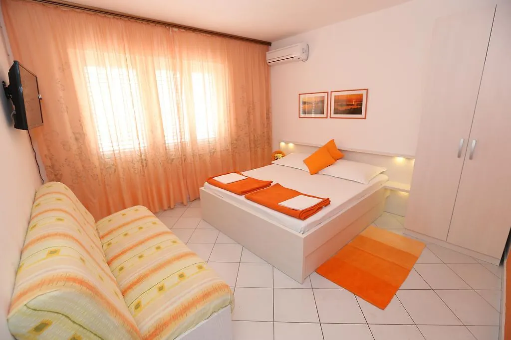 Apartments Ljubica Baska